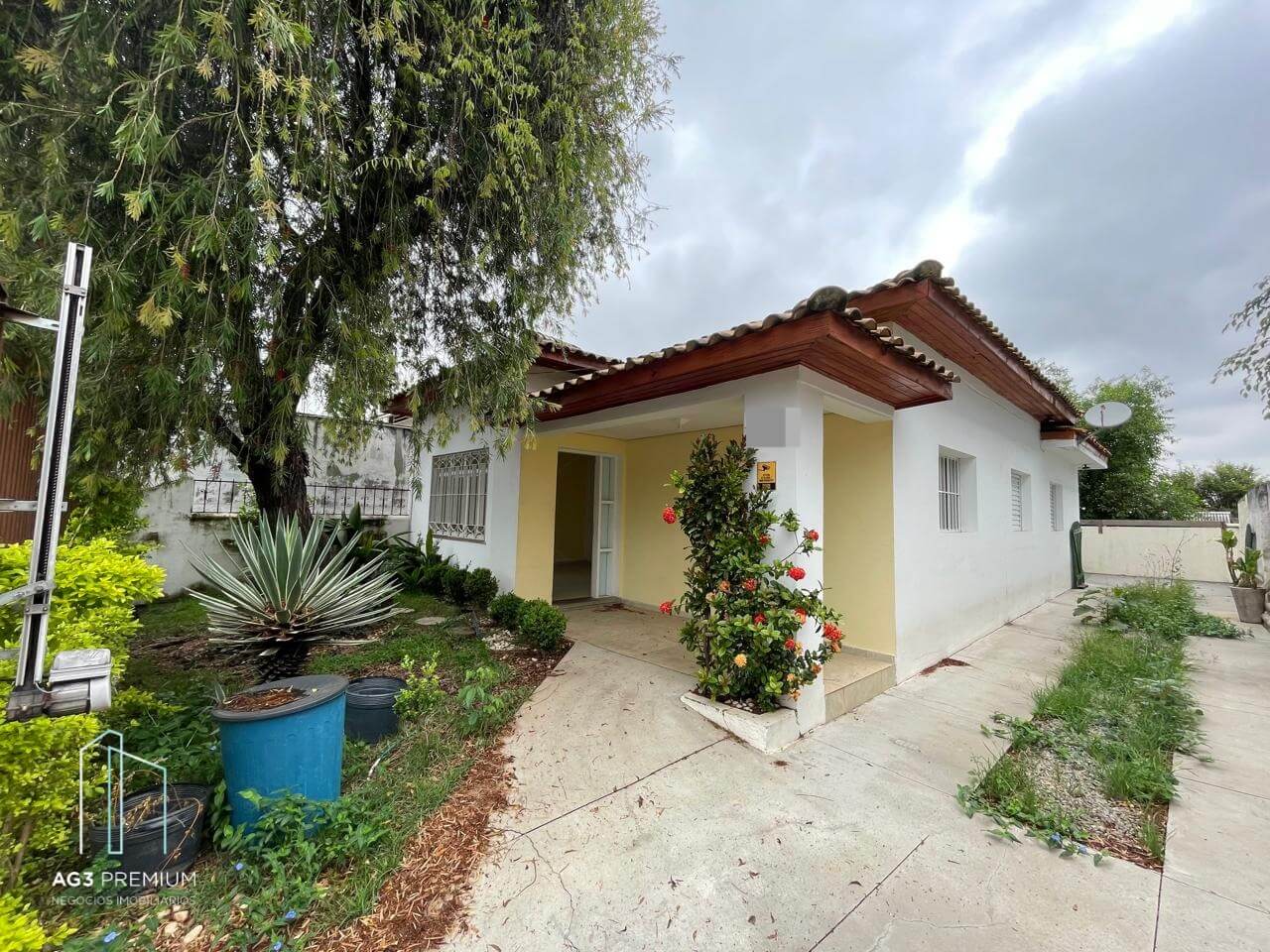 WhatsApp Image 2025-10-30 at 17.20.40 (14)logo